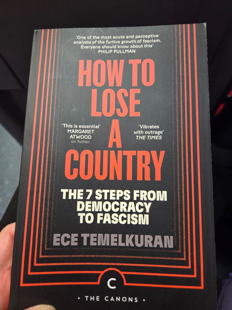 How to lose a country book by Temulkuran