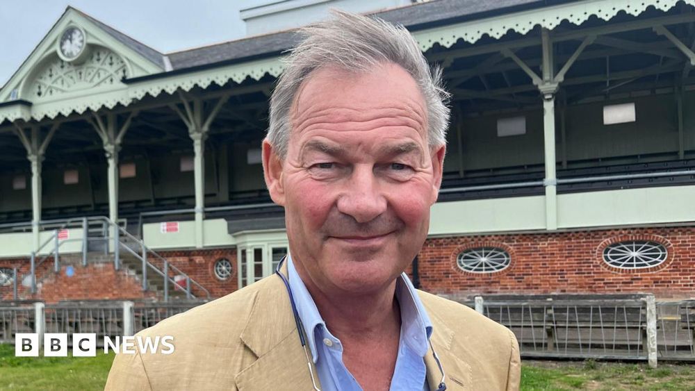 Rupert Lowe says he will donate £1,000 to charity but makes
