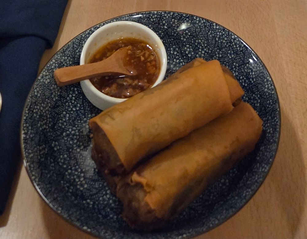 3 large eggrolls.