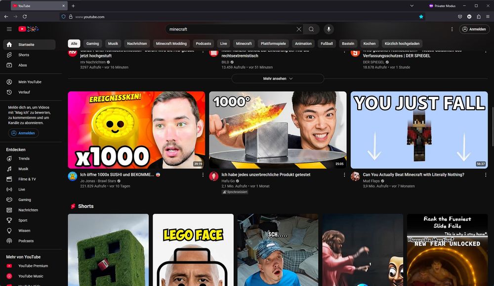 Screenshot der Youtube Startseite mit nur 3 vollständig sichtbaren thumbnails