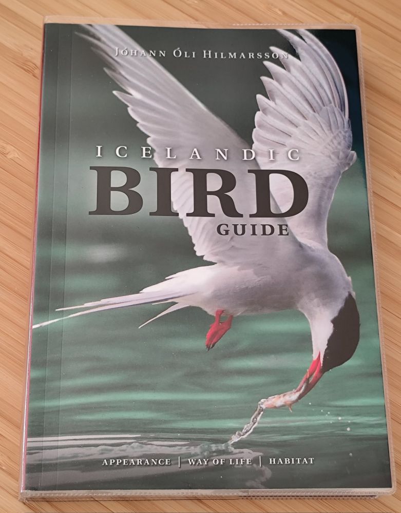 Portada del libro"Icelandic birds"