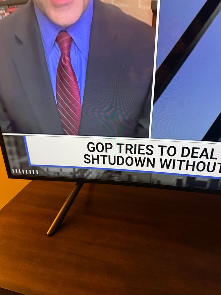 MSNBC chyron with shutdown spelled shtudown.