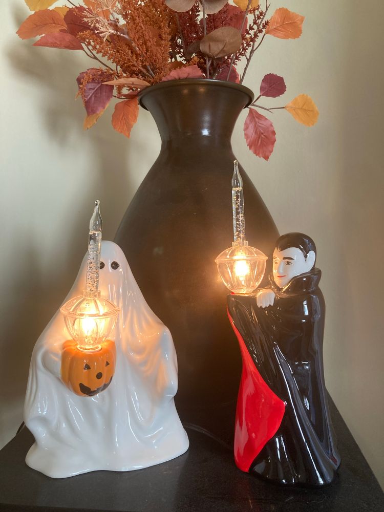 Ceramic Ghost and Vampire Bubbler lights 