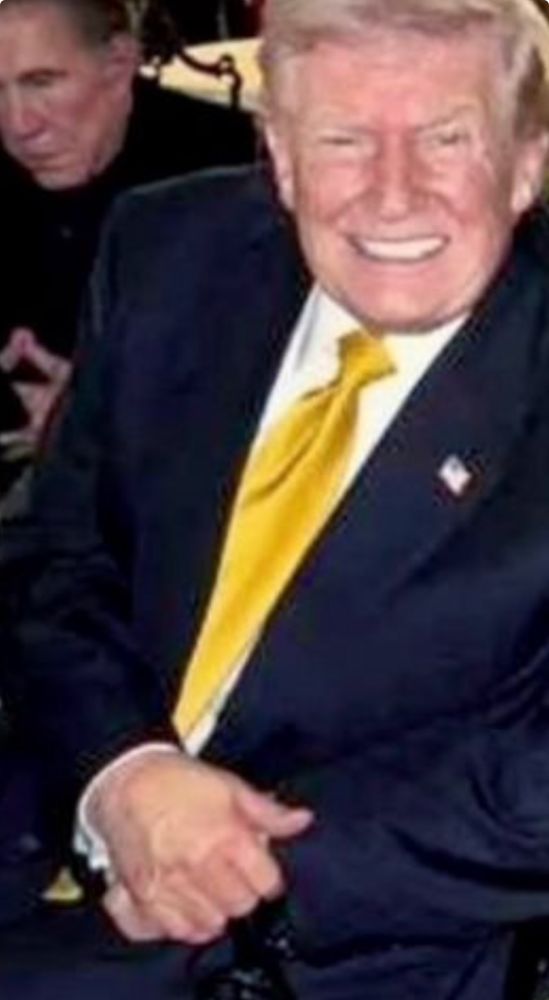 Close up picture of Donald Trump at Mar-A-Lago, November 2025. 