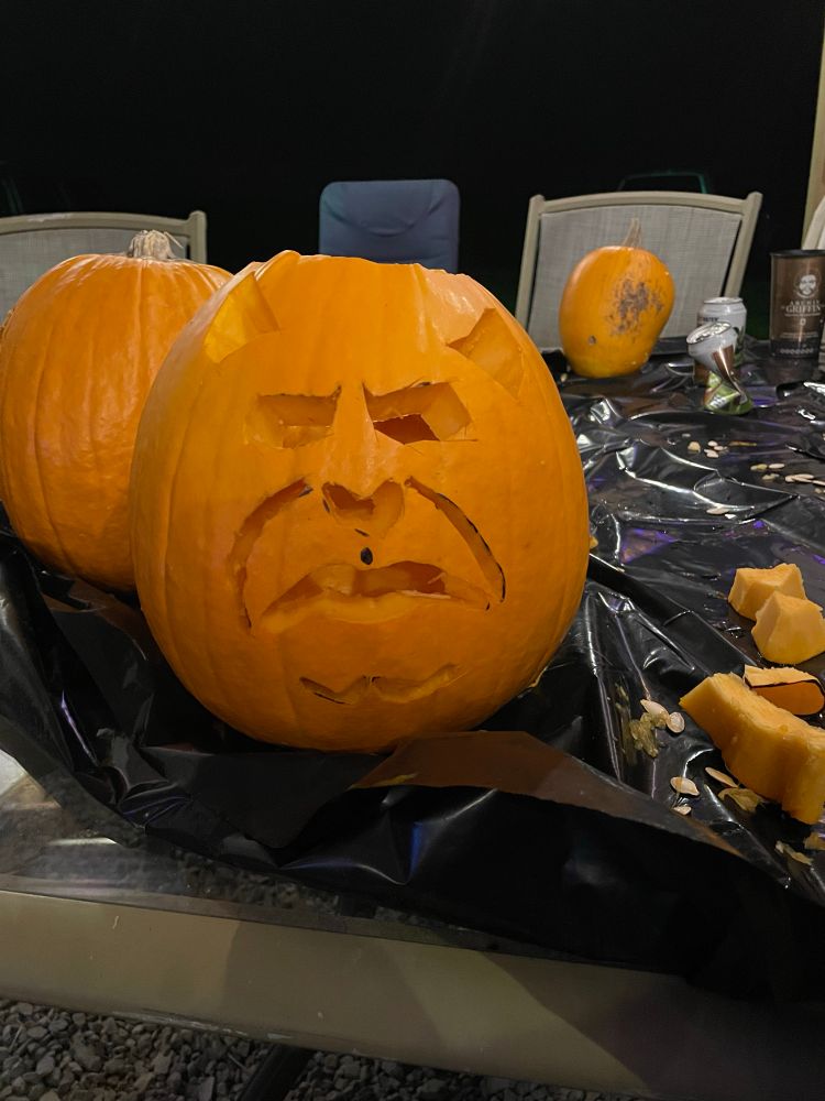 Jack-o’-lantern of the grabber’s frown mask from the black phone
