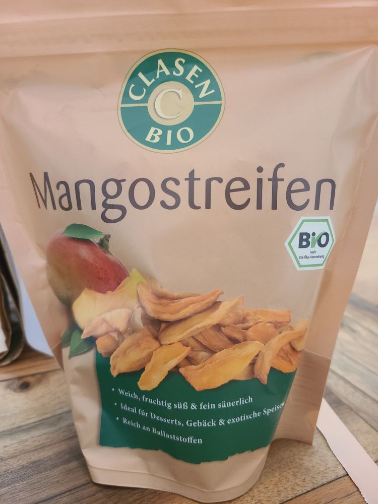 Clasen Bio Mangostreifen (mango strips), the best dried mango I've ever had. Potsdam, Germany, August 2025.