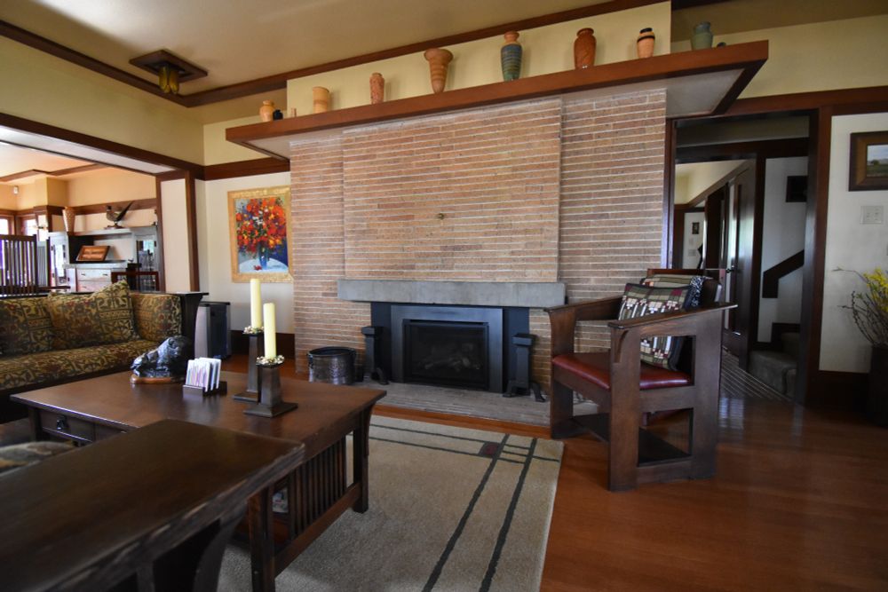 Harvey P. Sutton house
McCook, Nebraska
T.0710/S.106.

Photos courtesy of the Wright Legacy Group Archives