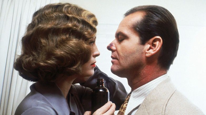 Jack Nicholson and Faye Dunaway in Chinatown (1974) 