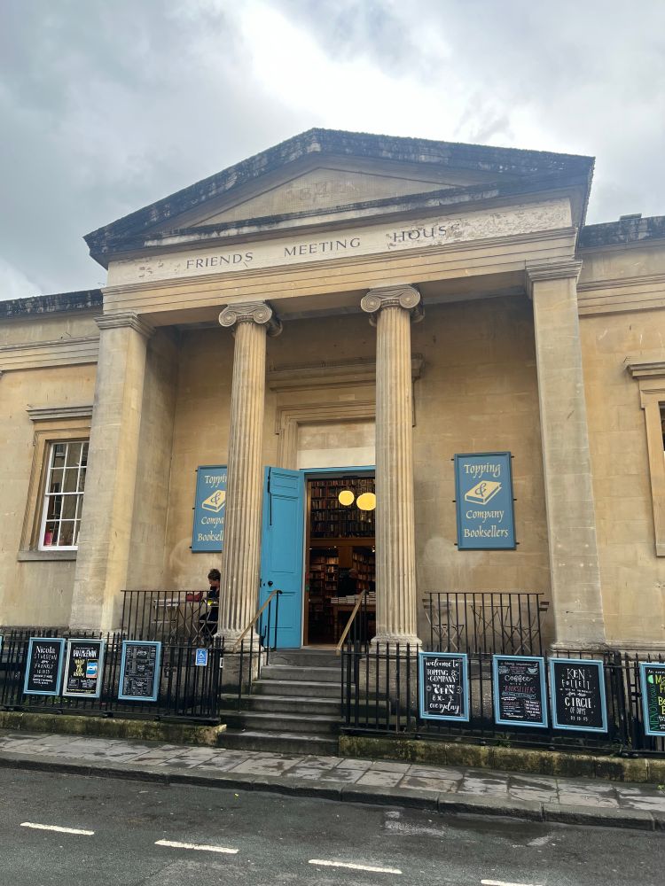 Exterior of Topping & Company Booksellers, all neoclassical and shit