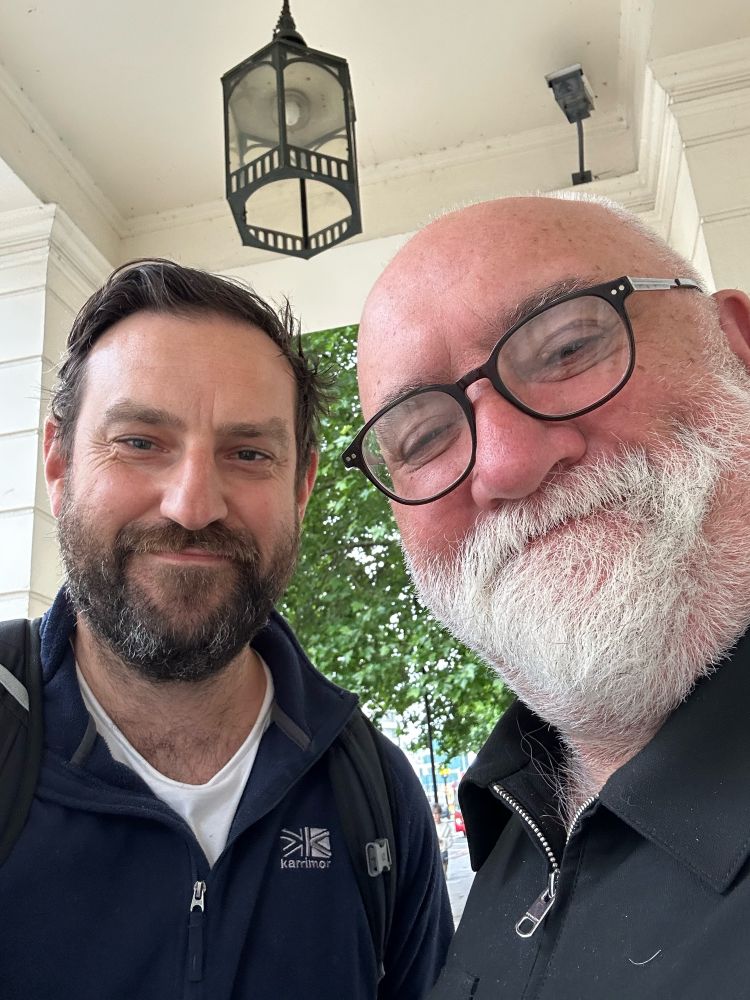 Picture of two bearded men in selfie style. One is the famous stand-up comedian, podcaster, presenter, agitator and all round top bloke, Alexei Sayle. One is not.