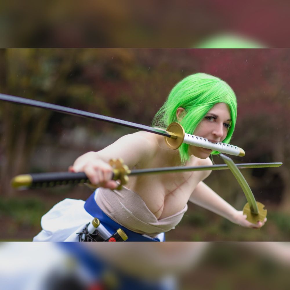 Female wano Zoro cosplay Three sword style