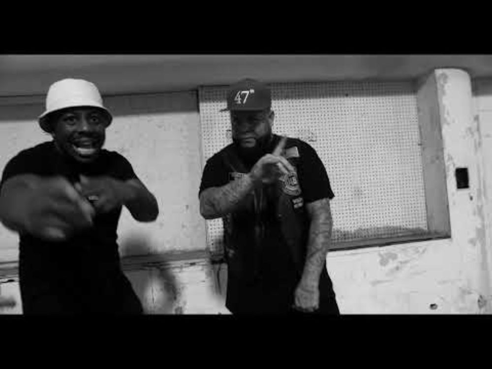 BRYSON GRAY - NO MASK NO VAX (FT. Forgiato Blow ) (MUSIC VIDEO) ON ITUNES NOW!