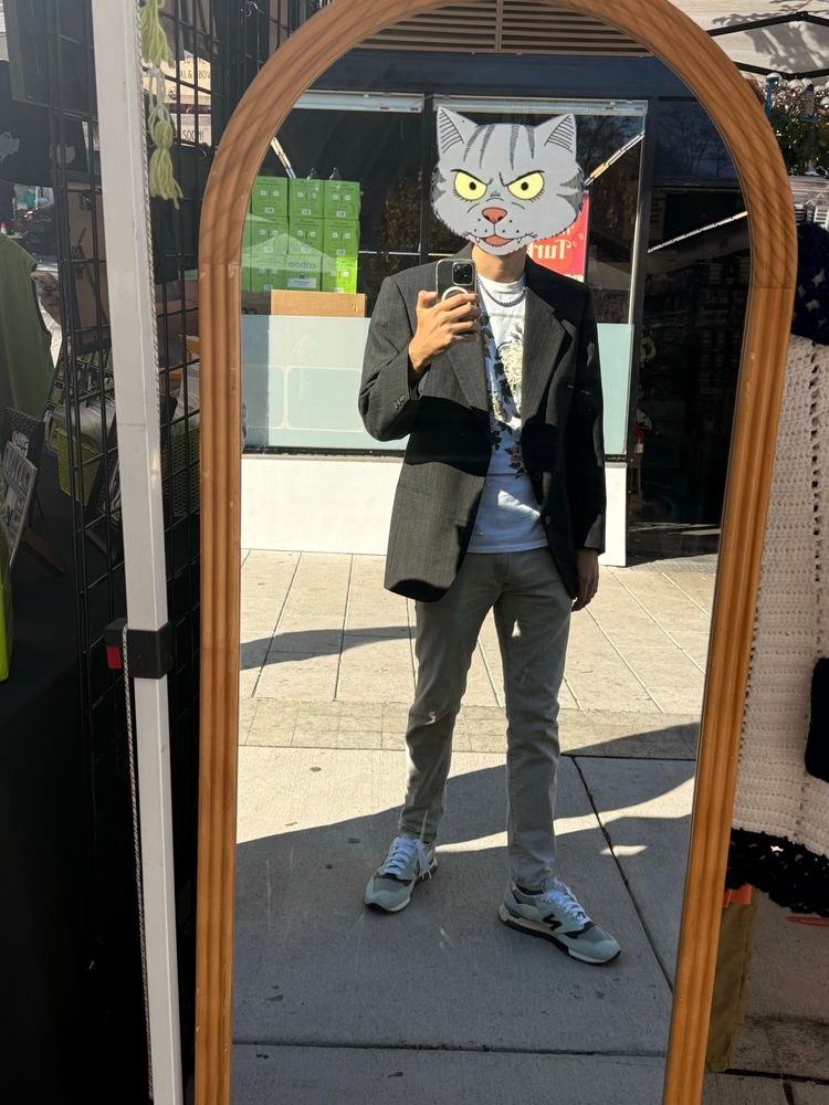 fit pic w/ blazer, chain necklace and 1975 tee