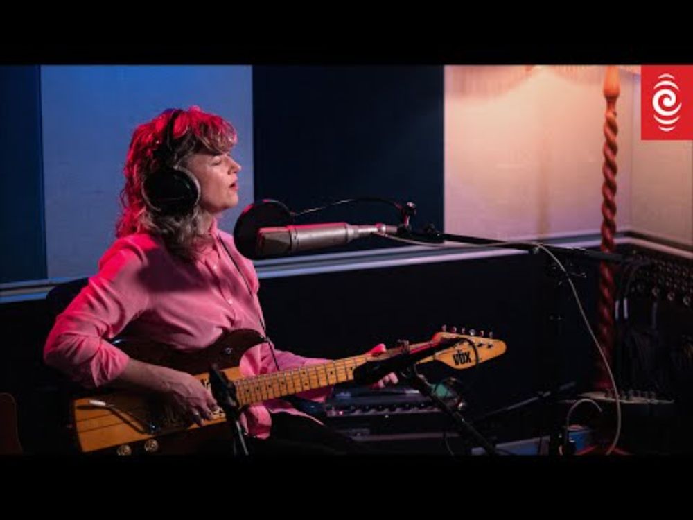 Julia Deans - I Hope I Never (Split Enz Cover)