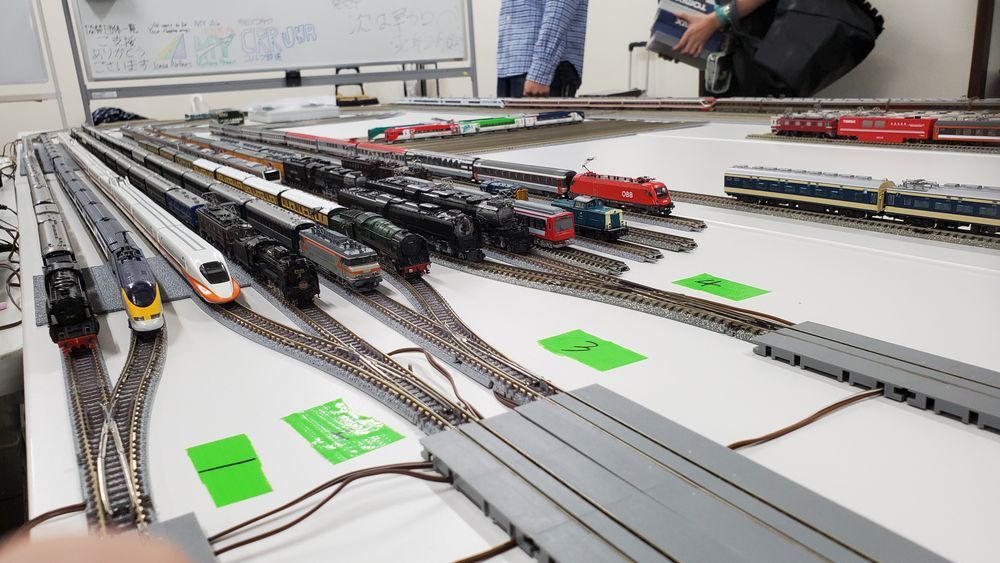 01+NIOE、ユーロスター373系、700T、D51+EF58+NIOE、BB22200+NIOE、7MT+Mk1客車などの並び