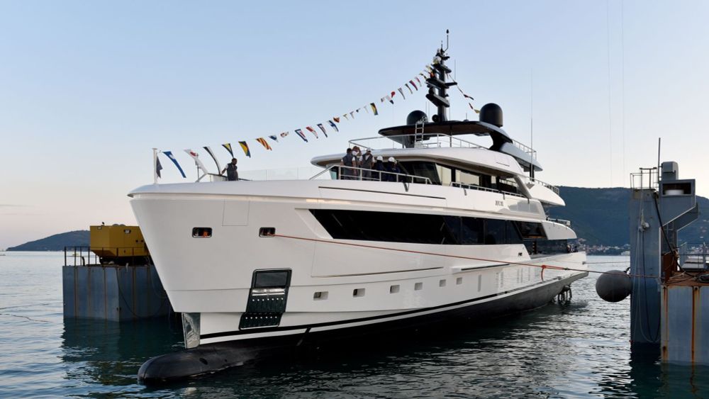 Global superyacht boom pushed new build market to €33B in 2022, report says