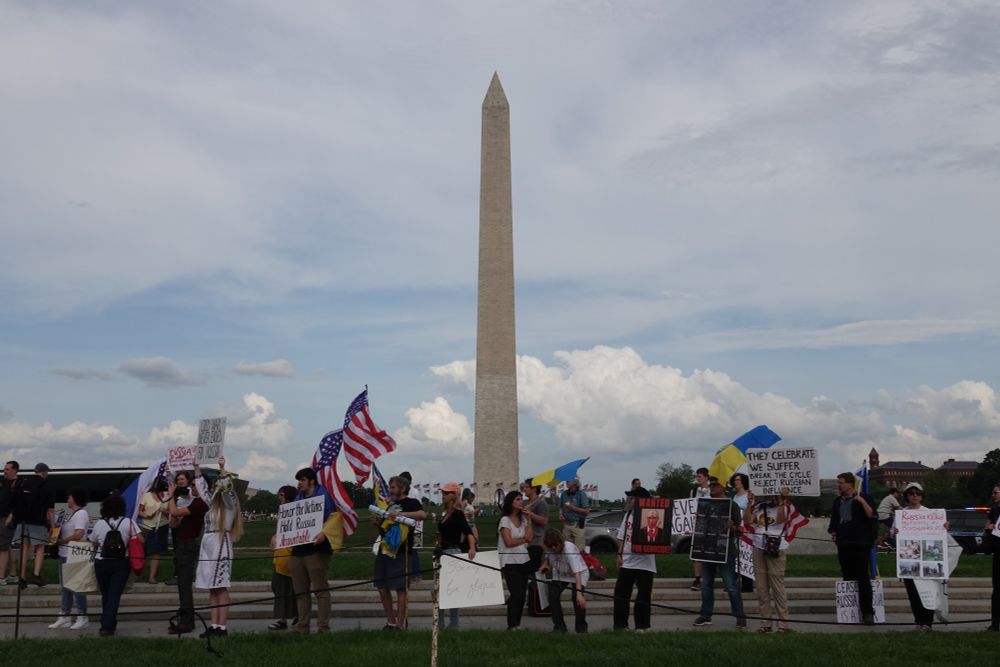 Ukranian counter-protest in front of the Washington Monument