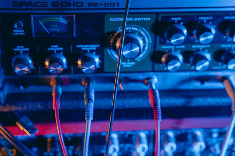 picture of a Roland space echo 