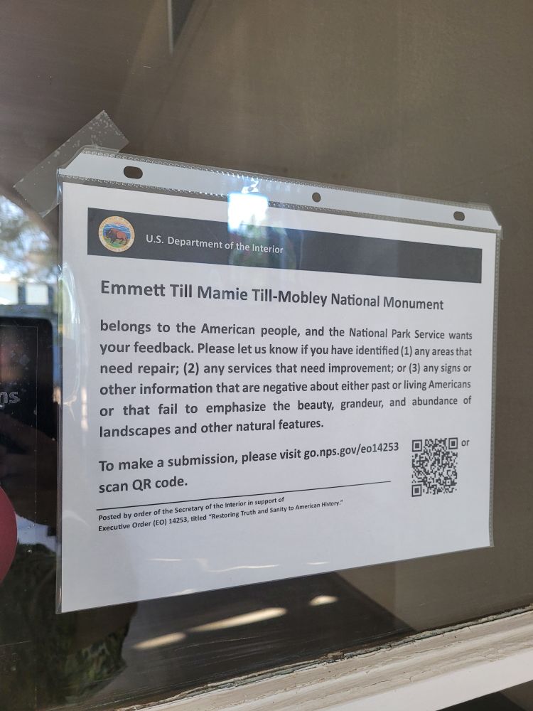 The infamous sign that's been put up at NPS sites