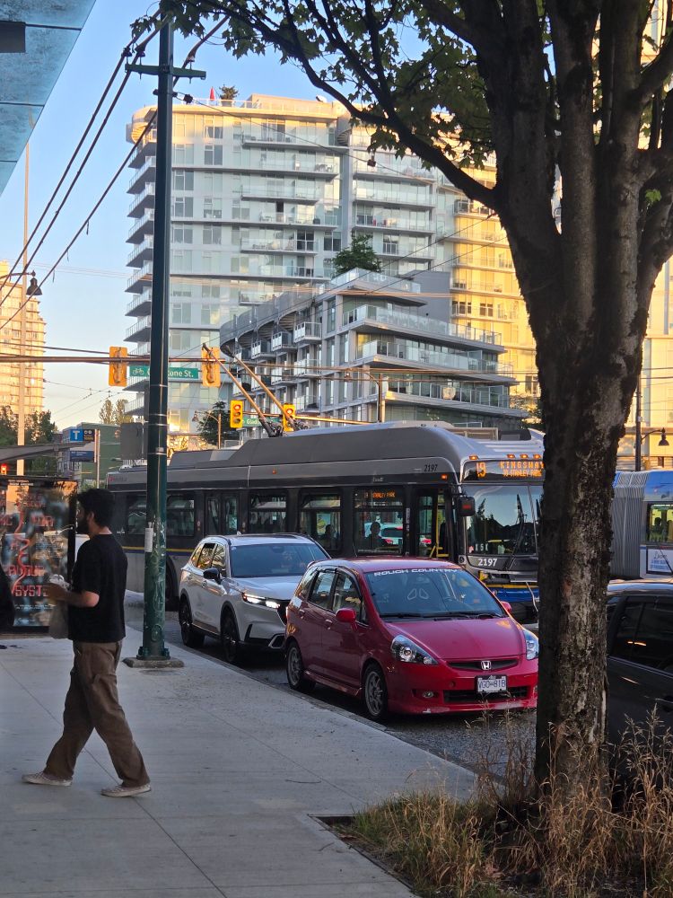 the 19 creeping out of the stop whole the scofflaw driver sits there idling