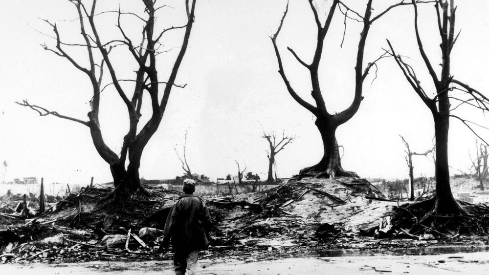 A hundred thousand people were killed by the atomic bomb. Survivors wonder why they lived when so many others died.