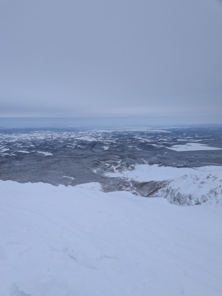 山頂から見た富良野盆地