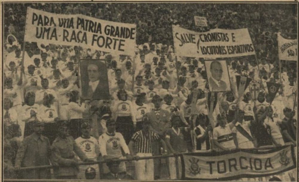 Majestoso das organizadas: Corinthians contesta São Paulo por primeira uniformizada do Brasil