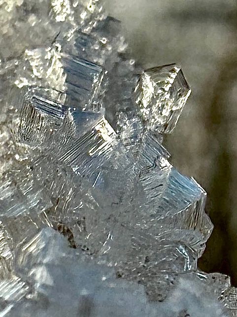 Macro ice crystals