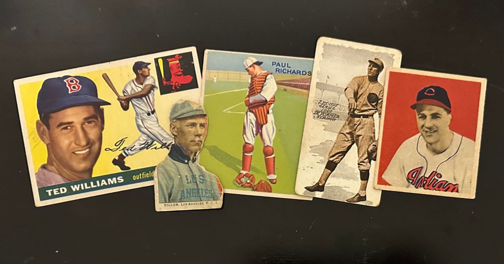 Old baseball cards 