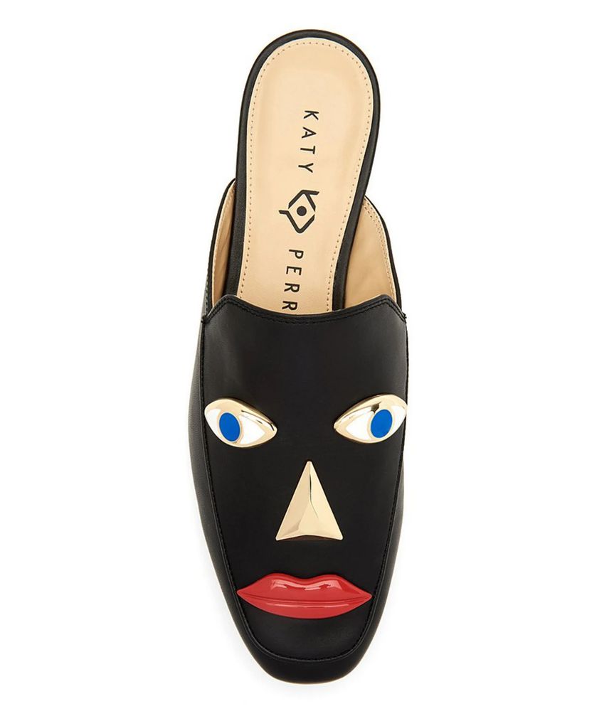 Katy Perry’s blackface shoe.