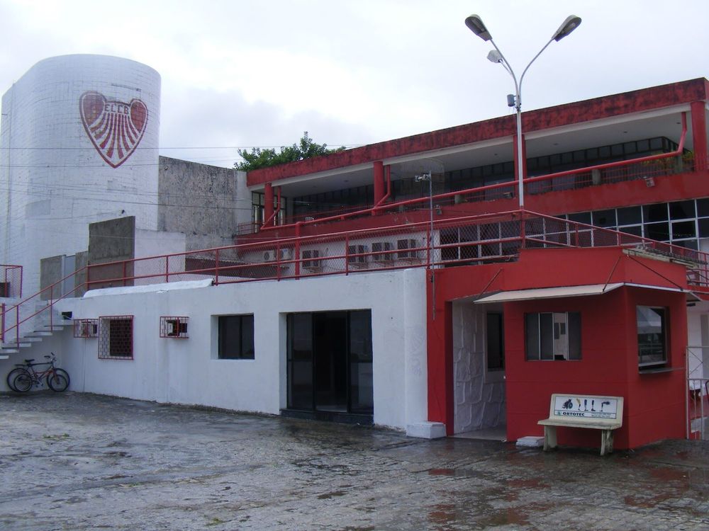 Justiça suspende obras em terreno alvo de disputa entre o Clube Cabo Branco e empresário