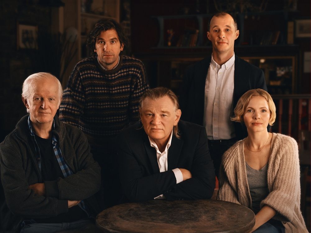 A picture of the cast for The Weir.. 4 men. 1 woman. 
