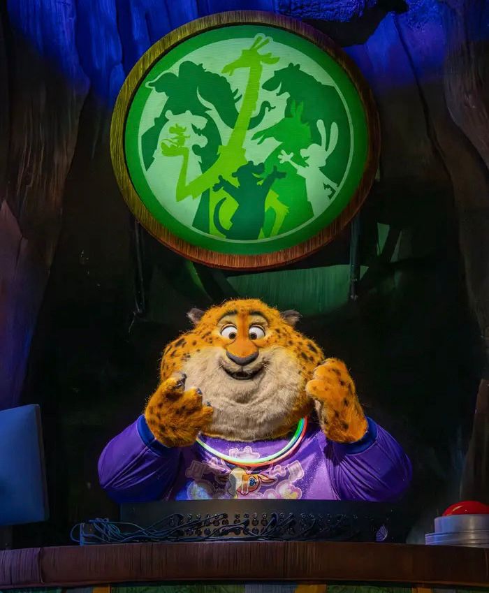 Clawhauser animatronic from Zootopia: Better Zoogether!