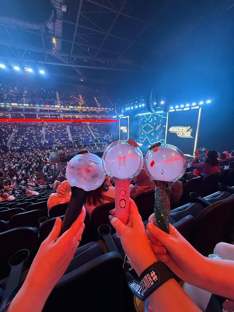 Three ARMY bombs being held up next to each other inside the O2 arena. The one on the left is a ver. 2 ARMY bomb, the others are the special version ARMY bombs. 