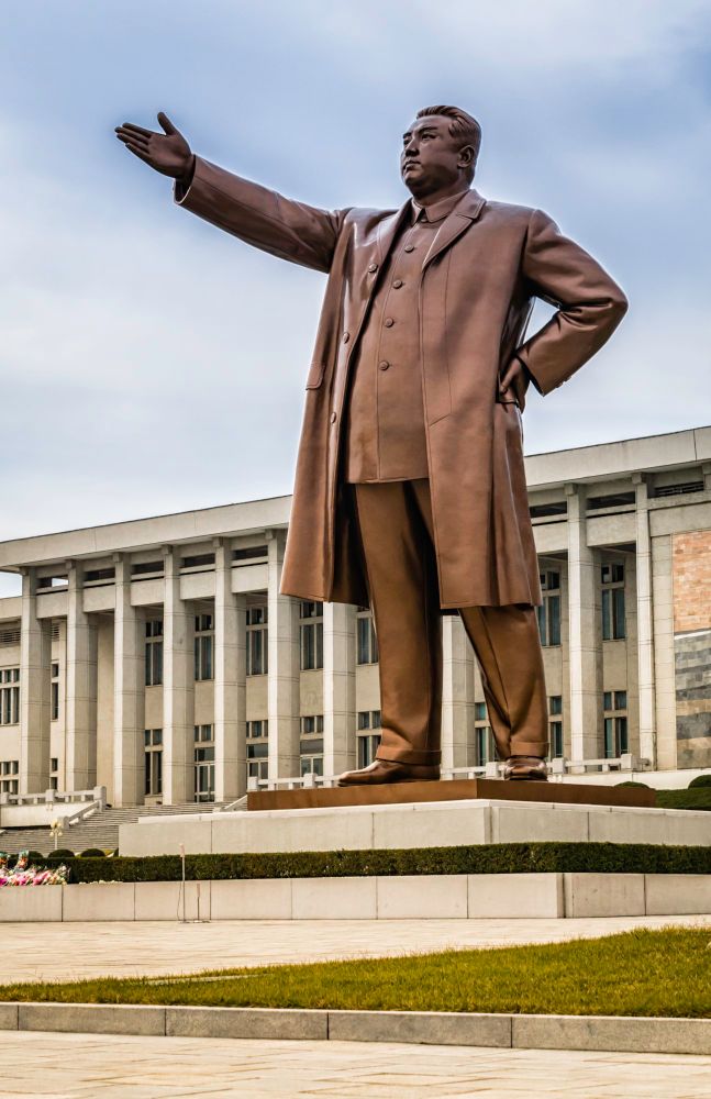 A statue of North Korean dictator Kim il Sung