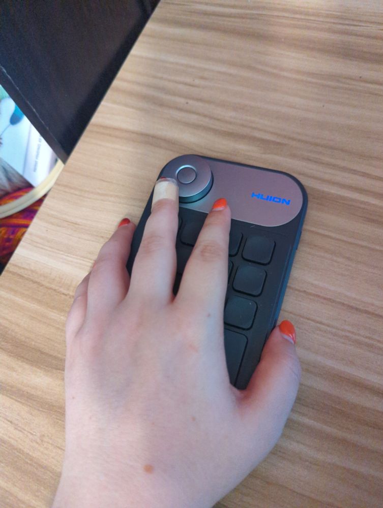 Showing off my hurt finger