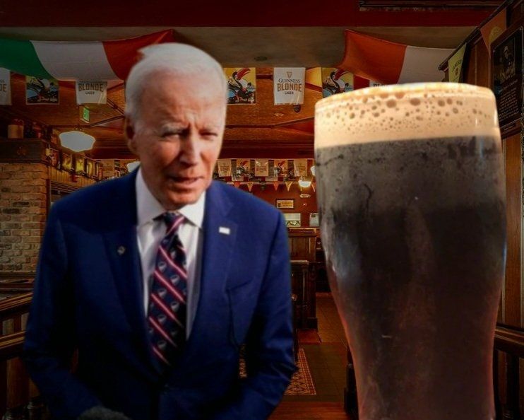 Big Bossman Biden scrutinising a bloody massive pint 