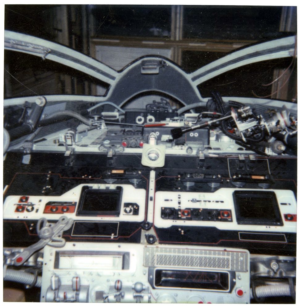 RotJ behind the scenes photo of the front of a B-wing cockpit interior set