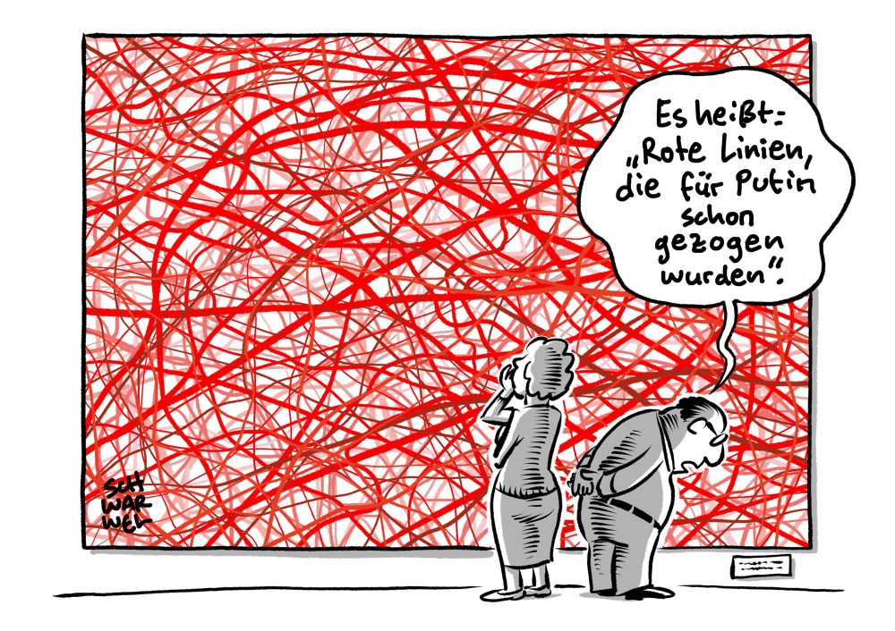 Eine riesige Leinwand in einer Kunstgalerie, die mit massenweise roten Linien bemalt ist. Eine Frau betrachtet das Gemälde nachdenklich, ihr Mann loest das kleine Schild rechts unter dem Bild vor: „Es heißt: „Rote Linien, die für Putin schon gezogen wurden".“ (Credit: Schwarwel)