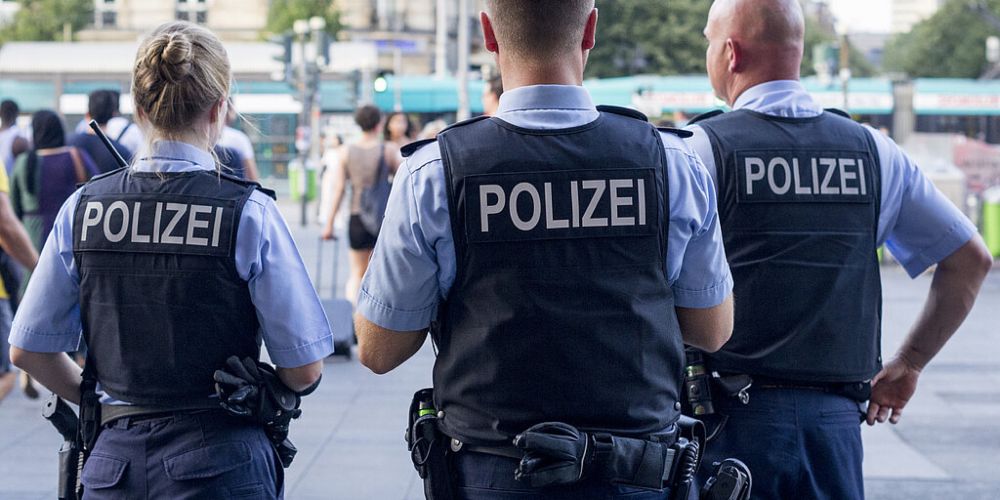 Studie empfiehlt starke Befugnisse für unabhängige Polizeibeauftragte