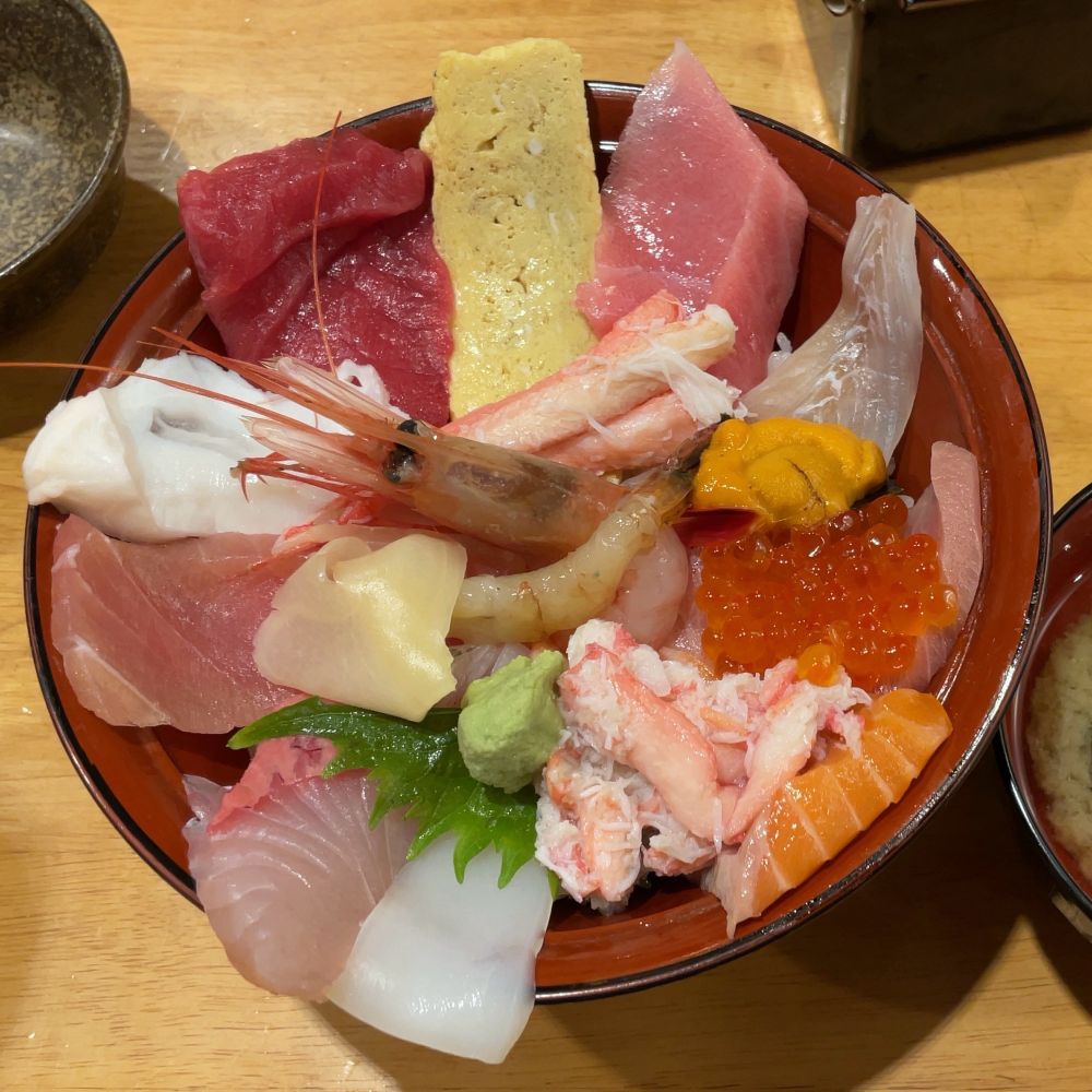 魚旨の海鮮丼