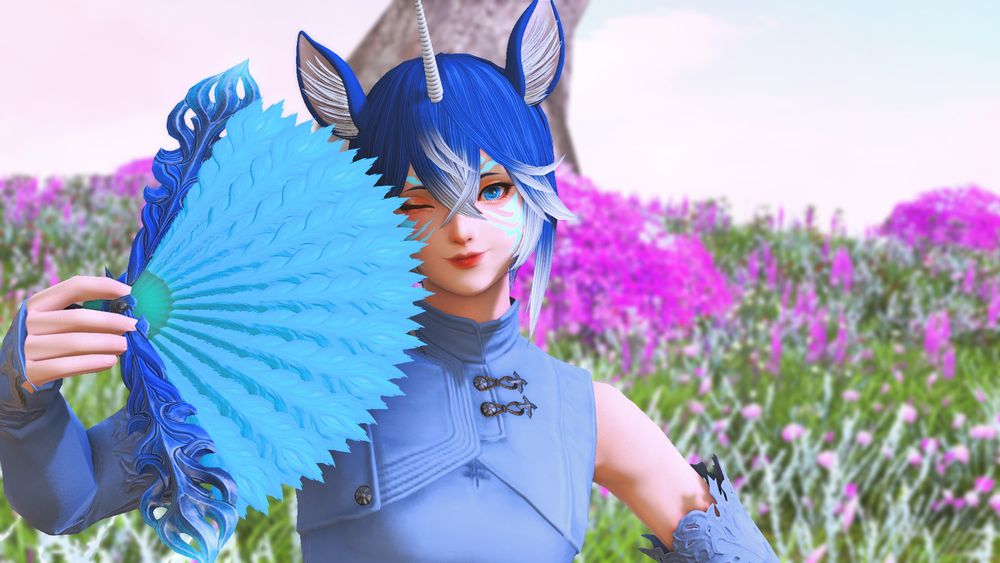 unicorn oc with a fan!