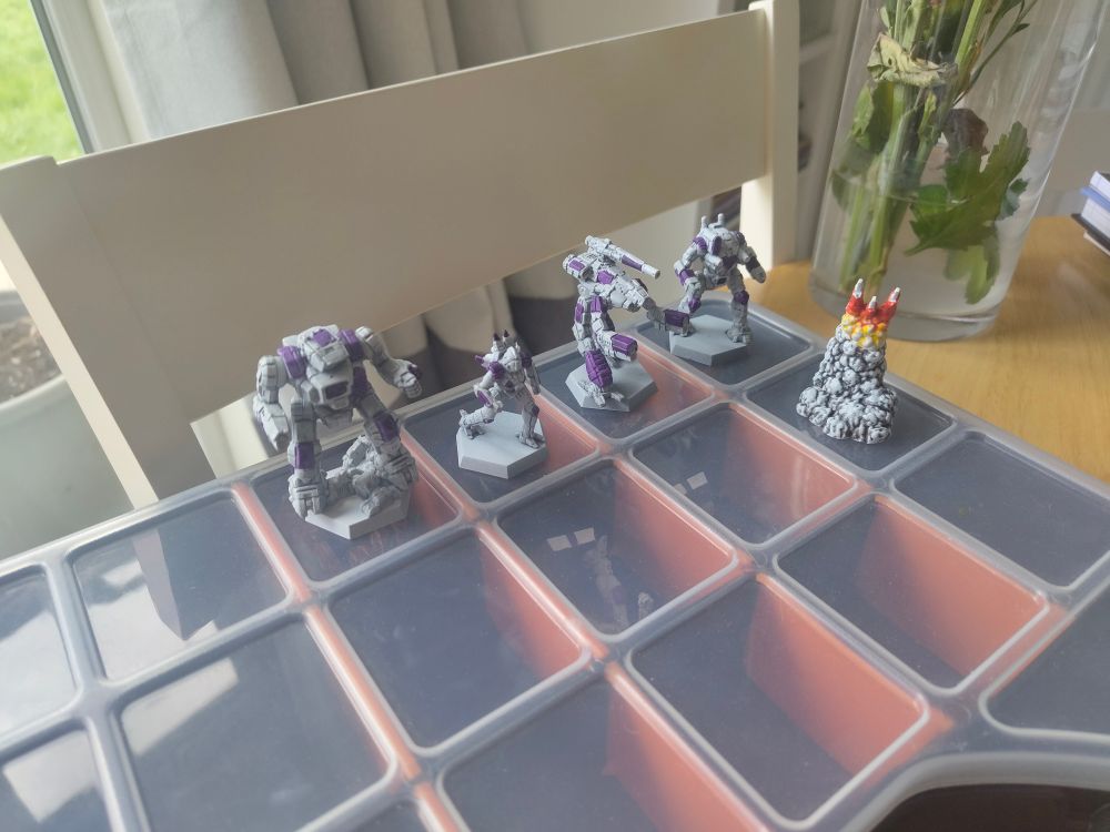 A Highlander, Spider, Marauder and Ostroc Battlemech in Free Worlds Guards colours, along with the Jump Plume for the Highlander