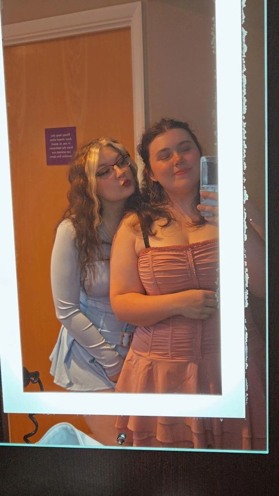 A picture of chloe and bekz