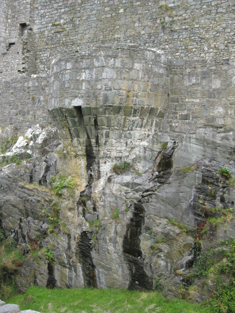 Garderobe hole in the wall of #Harlech Castle, #Wales. (Garderobe = old word for toilet.)