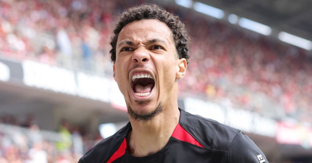 'Could be getting more' - Liverpool transfer claim as United comparison made