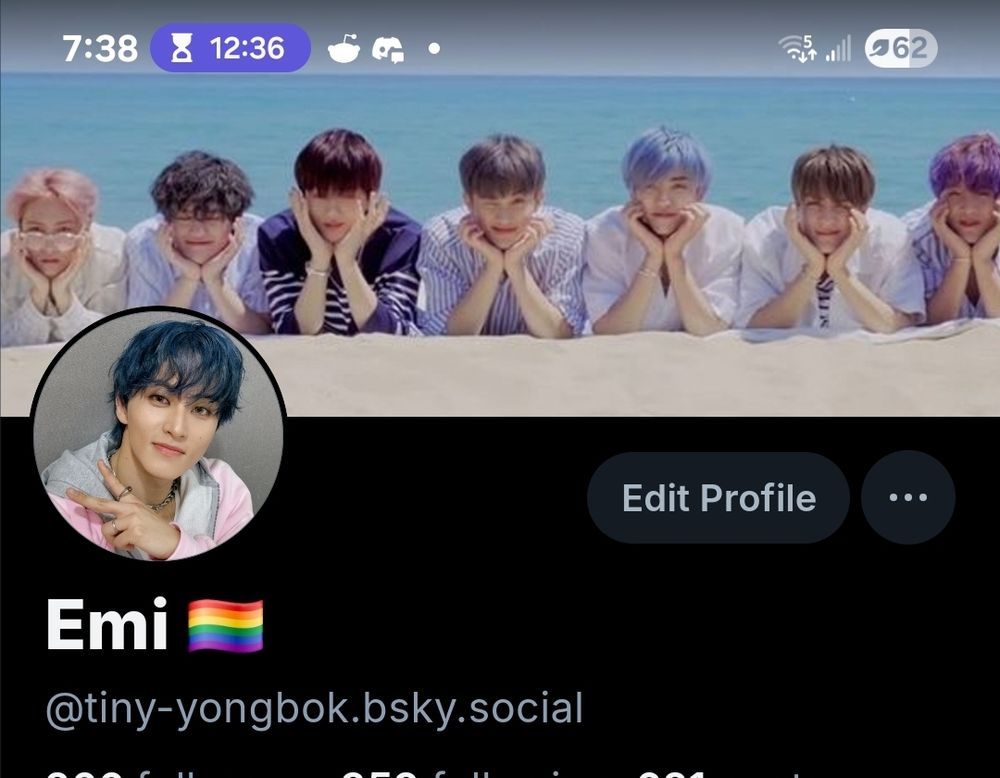 Screen shot of Tiny_yongboks profile page showing the new header a photo of nct dream during we young era and profile pick of mark lee 