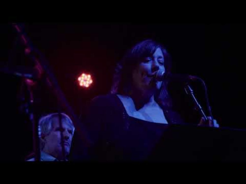 "Room With a View" (live) feat. Lynn Blakey & Mitch Easter, from Yesterday's Tomorrow (Omnivore)