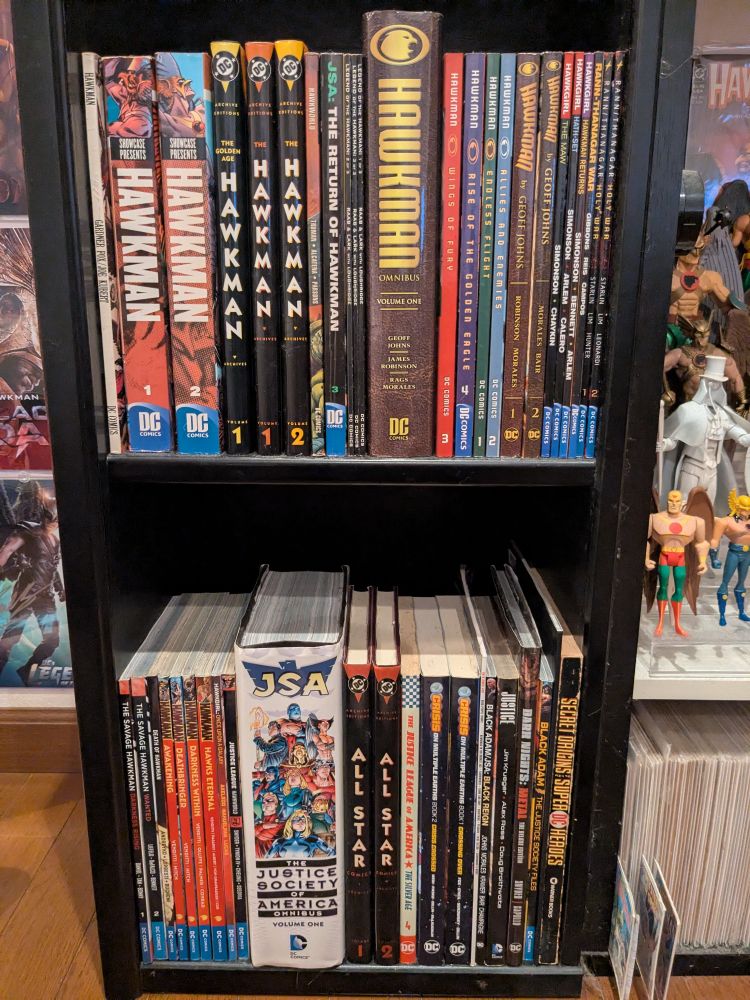 Time to start adding #DCFinest to my Hawkman connection! 
Waiting for it to arrive. 
Hawkworld.org @dc.com 