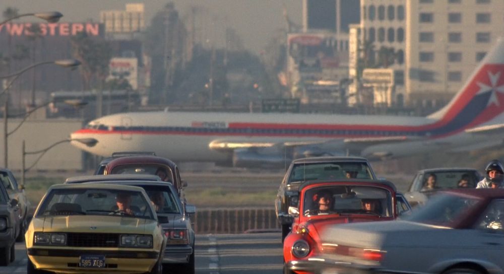That plane took a wrong turn in Albuquerque.